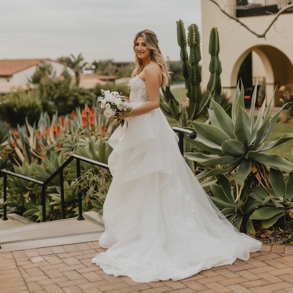 Meet your Posher, Sara - Picture 4 of 4